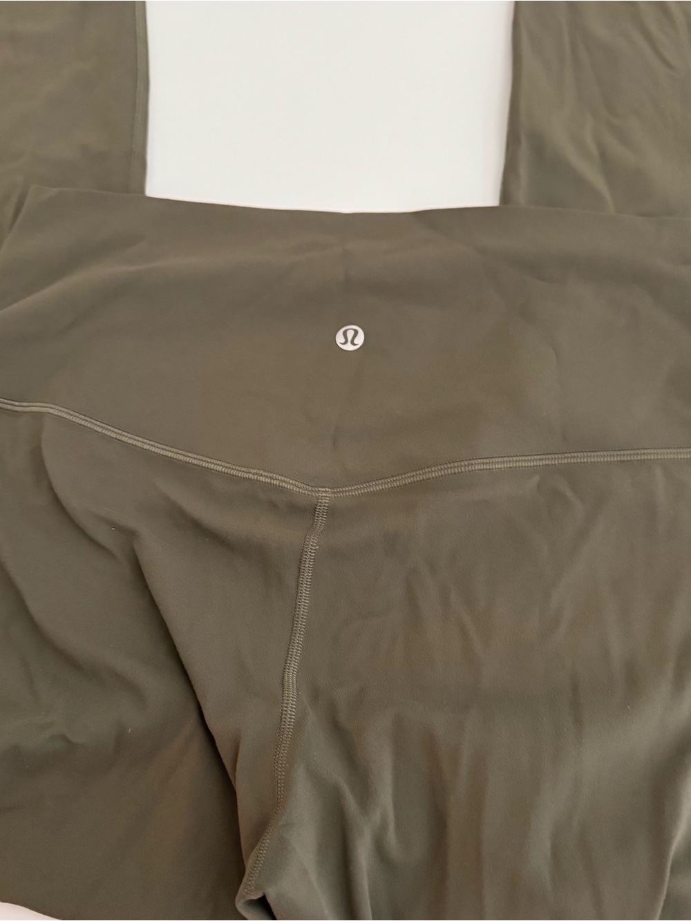 lululemon athletica Men’s Olive Jogger Pants